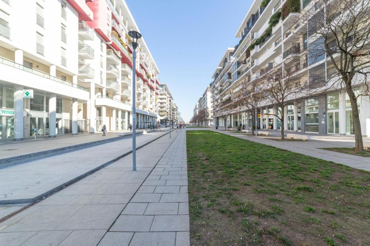 Milano Rogoredo Apartment With Garage Exterior foto